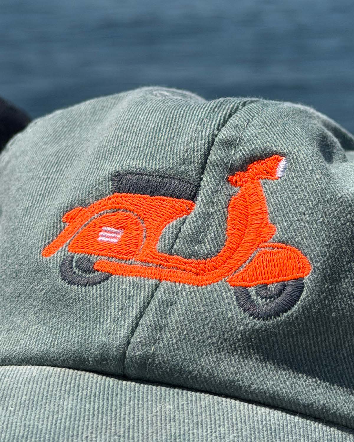VINTAGE CAP "VESPA"